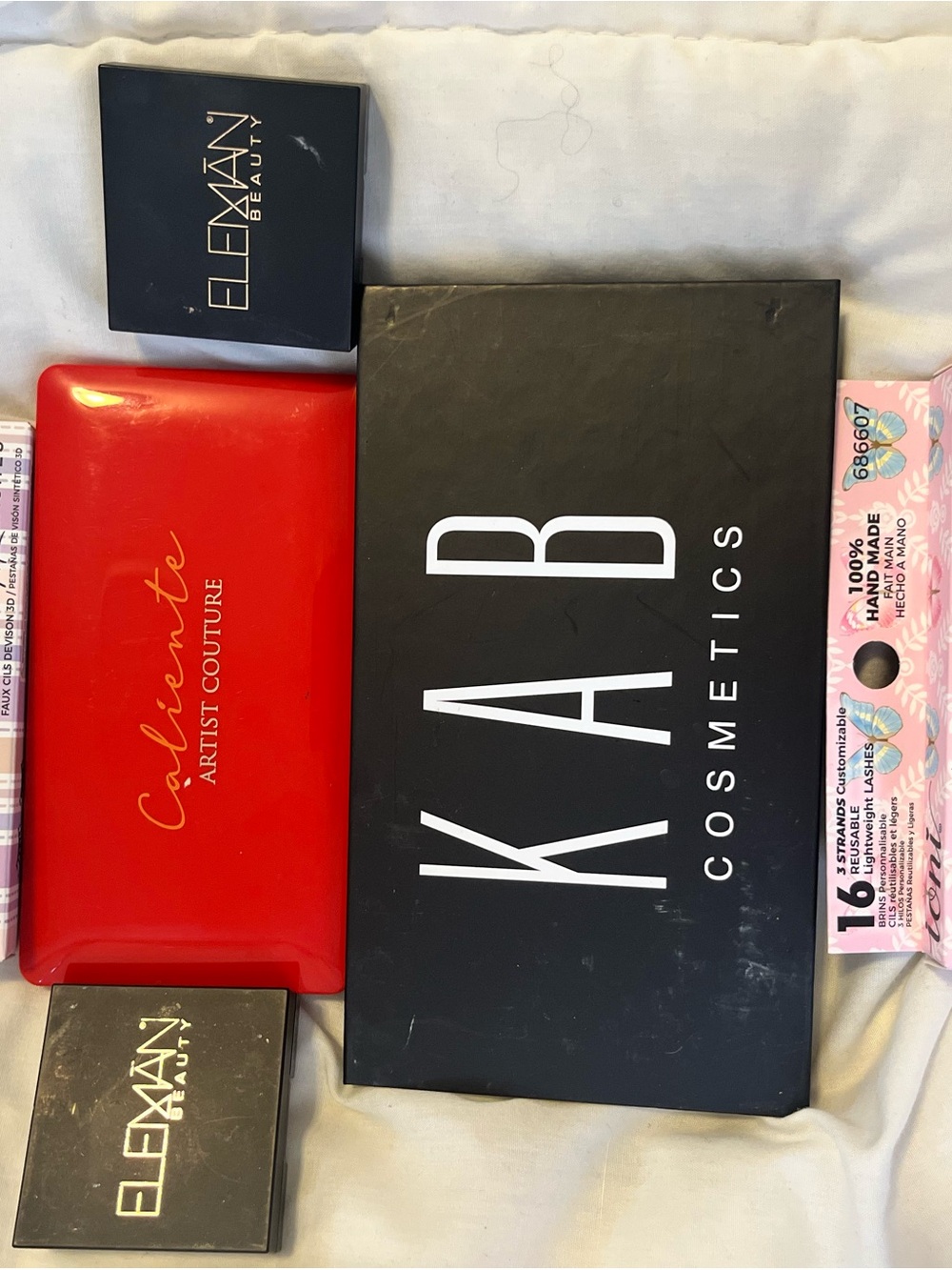 Eye makeup bundle - Picture 2 of 2